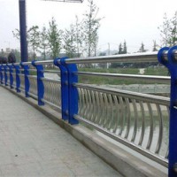 桥梁道路护栏1000米不锈钢复合管立柱q235b